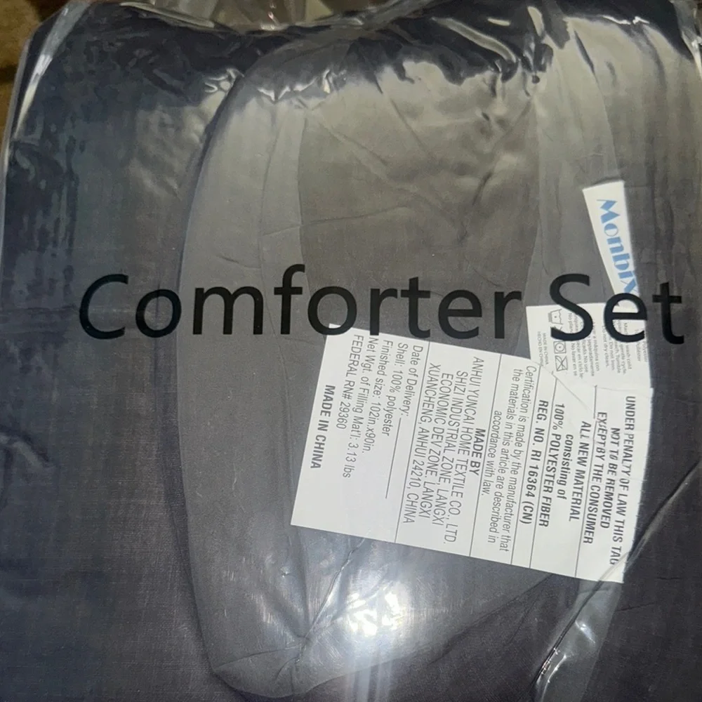 Monbix Black Comforter & 2 Shams Set NIB